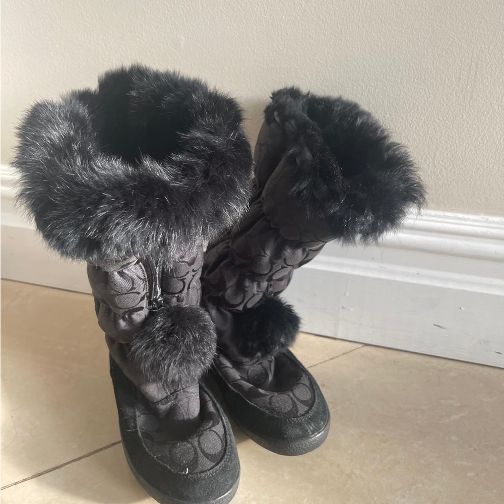 Coach boots